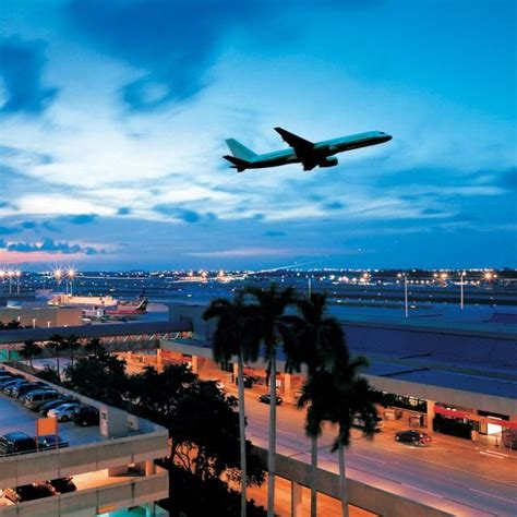 Airport information for your flight from Fort Lauderdale (FLL) Fort Lauderdale-Hollywood International Airport (FLL) is located three miles (five km) outside of downtown. Access the airport’s free Wi-Fi while you wait to board your flight from Fort Lauderdale. The Fort Lauderdale Airport has a United Club SM location.